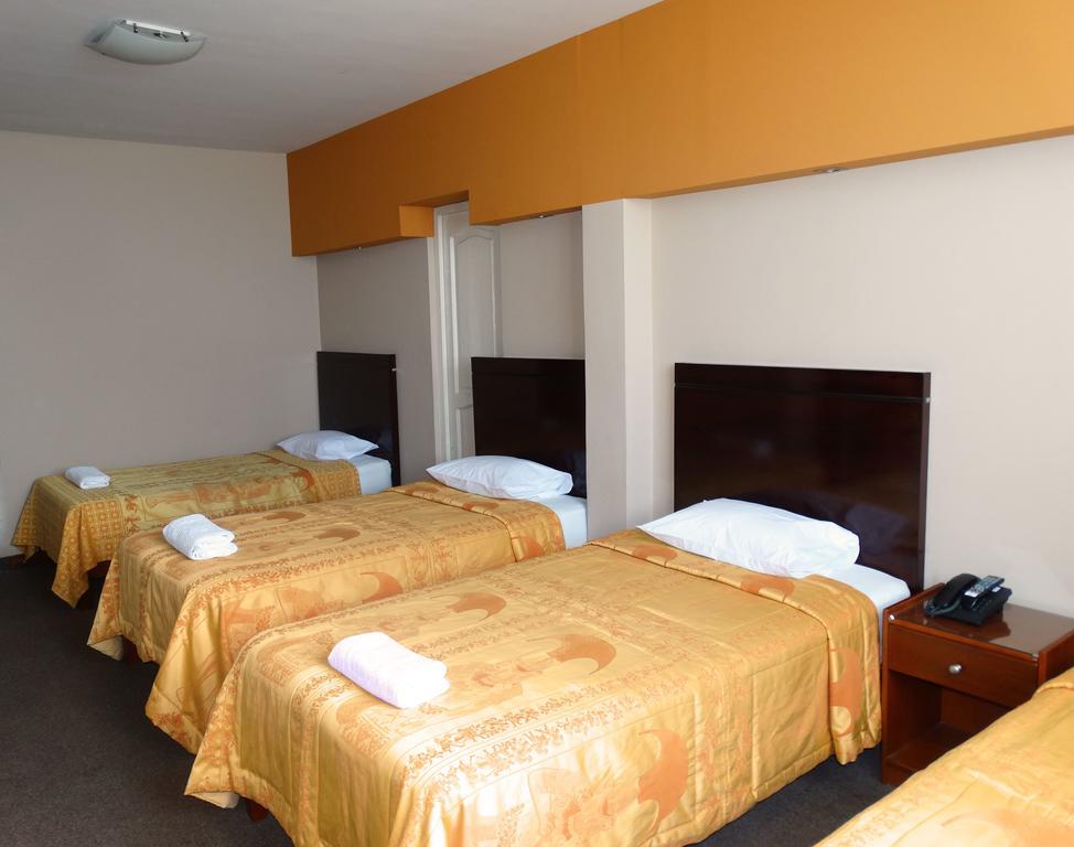 Hotel Gran Sipan チクラーヨ 部屋 写真