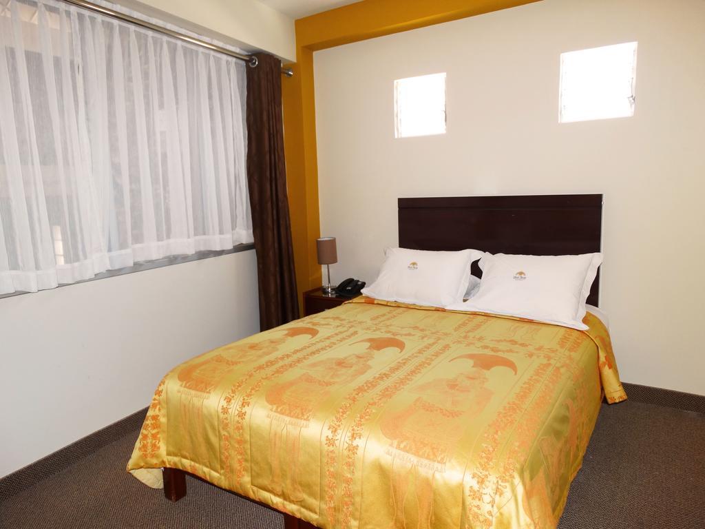 Hotel Gran Sipan チクラーヨ 部屋 写真